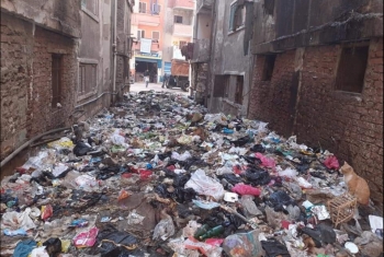  أهالي قرية تابعة لأبوحماد يشتكون من انتشار القمامة