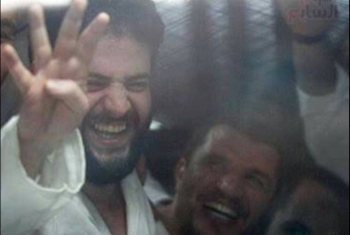  نشطاء يتداولون ابتسامة أسامة مرسي.. على ما كان عوده أبوه