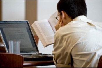  دراسة: تصفح الإنترنت في الفصل يؤثر على نتائج الامتحانات