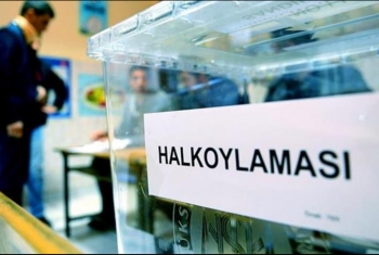  الأتراك يتوجهون إلى صناديق الإقتراع للتصويت على التعديلات الدستورية