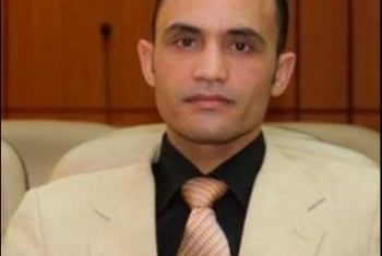  سلطات الانقلاب تلقي القبض على سكرتير حزب الوفد