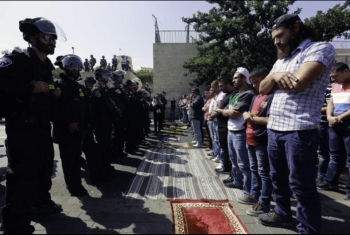  الاحتلال الصهيوني يمنع صلاة الجمعة في المسجد الإبراهيمي