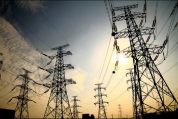  الجمعة.. قطع الكهرباء عن 12 قرية في 