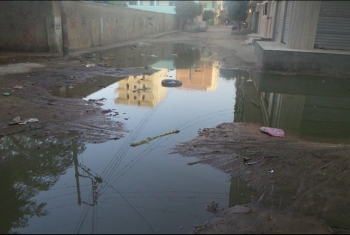  طفح مياه الصرف الصحي يؤرق أهالي مدينة فاقوس