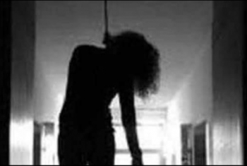  طالبة تقدم على الانتحار بعد خطبتها بيومين في العاشر