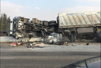  مصرع سائق نقل ثقيل في حادث بالعاشر من رمضان
