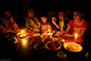  غزة: خطوط الكهرباء المصرية تعود للعمل من جديد