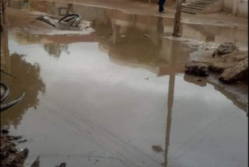 منازل مهددة بالانهيار بسبب الصرف الصحي في منيا القمح