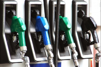  حكومة الانقلاب تستعد لرفع أسعار الوقود بحلول ديسمبر