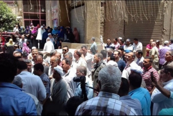  عمال محاجر الشرقية يتظاهرون ويعلنون إضرابهم احتجاجا على قرار بتصفية المشروع