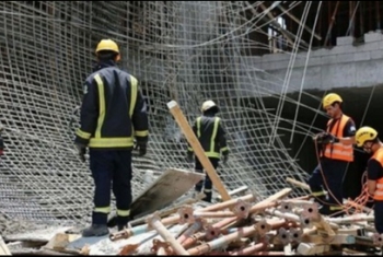 إصابة 4 عمال جراء انهيار سقف مبنى بمكة المكرمة