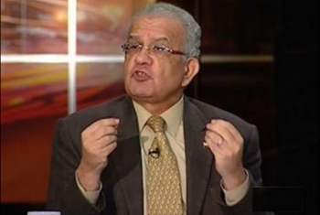  حازم حسني: مصر تحتاج ثقافة أخرى غير ثقافة المتسولين