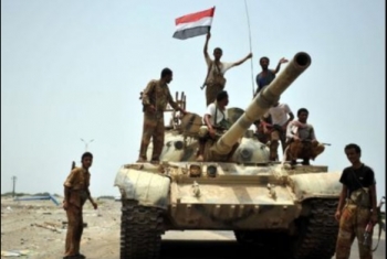  القوات الشرعية باليمن تسيطر على مواقع شمال مدينة المخا