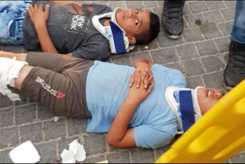  بالصور..  صهيوني يدهس أربعة أطفال ويصيبهم بجراح في القدس