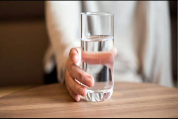  5 فوائد.. إليك ما يحدث لجسمك عند شرب الماء الساخن