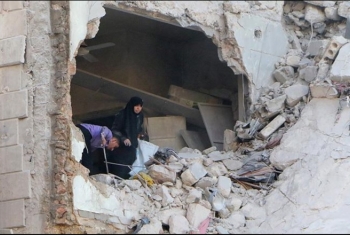  مقتل 30 مدنياً وجرح العشرات في قصف جوي على ريف حلب
