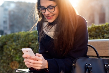  دراسة: مستخدمو الهواتف الذكية الحديثة أكثر سعادة