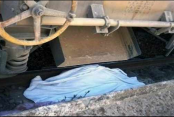  مصرع طالبة وإصابة أخرى صدمهما قطار في أبوحماد