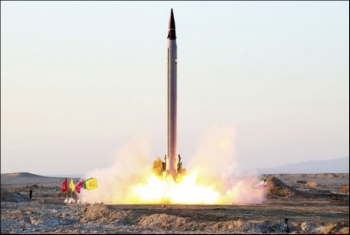  طهران تختبر صاروخا باليستيا بحريا جديدا