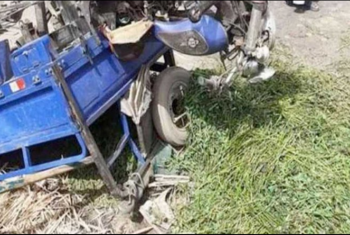  مصرع وإصابة 3 أشخاص في حادث انقلاب تروسيكل بكفر صقر