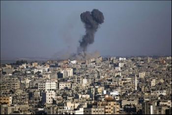  مدفعية الصهاينة تطلق قذيفتين شمال غزة