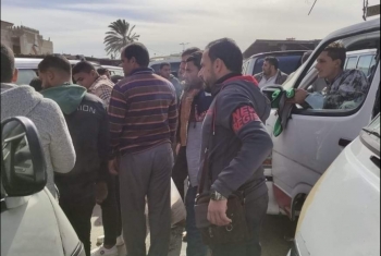  بسبب الباعة الجائلين.. إضراب سائقي الميكروباص بموقف الأردنية في العاشر