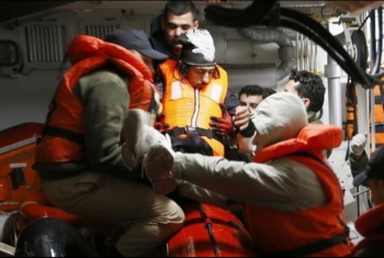  ايطاليا تعلن إنقاذ 3500 مهاجرًا من الغرق في 