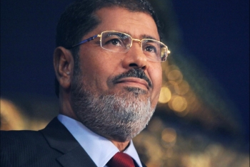  بعد حواره مع سيدة مسنة.. أسامة محمد مرسي: والله يا أبي لن يضيعك الله