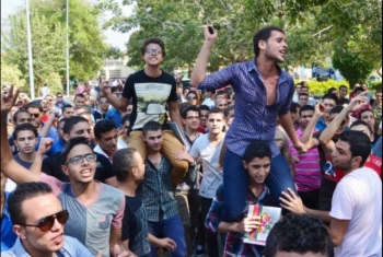  تقرير  يحذر الجيش من تظاهرات كبرى بالجامعات