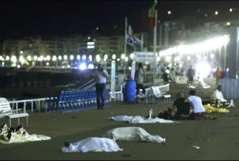  صحيفة فرنسية : 30 قتيلًا من ضحايا 