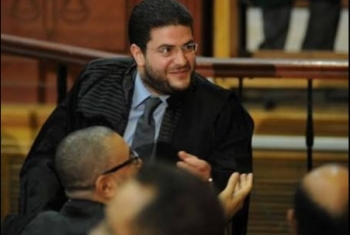  أمن الانقلاب يمنع الزيارة عن نجل الرئيس محمد مرسي
