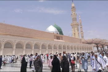  السعودية تسمح بفتح المتاجر خلال أوقات الصلاة