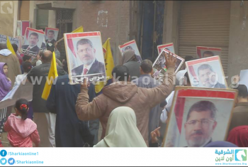  قرية الرئيس مرسي تنتفض بمسيرة حاشدة رفضًا لـ