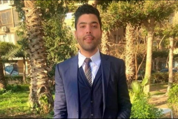  حزنا على نجله المعتقل.. نقل والد المحامي يوسف منصور للمستشفى