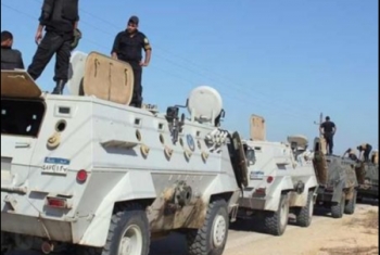  مقتل ضابط شرطة ومجند في استهداف مدرعة وسط سيناء