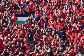  تجديد حبس الشاب رافع علم فلسطين و72 آخرين من مشجعي الأهلي