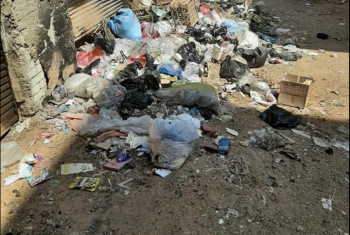  أهالي هرية رزنة  يشكون انتشار القمامة وتقاعس عمال النظافة