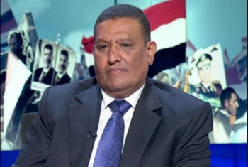  سليم عزوز يكتب.. لماذا يُنكل السيسي بالرئيس محمد مرسي؟!