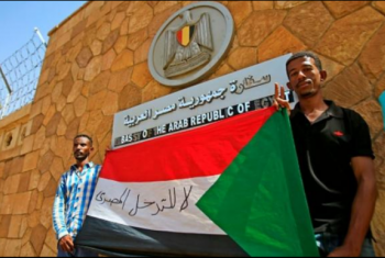  منظمة حقوقية تطالب السودان بالتوقف عن ترحيل المعارضين المصريين