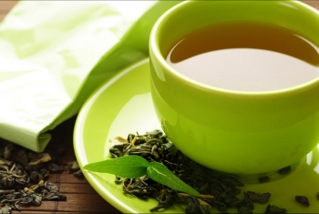  الإفراط في تناول الشاي الأخضر يسبب العقم