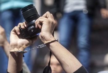  العربي لحرية الإعلام: 33 انتهاكًا ضد الصحفيين خلال نوفمبر الماضي