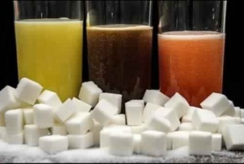  دراسة حديثة: المشروبات المحلاة بالسكر تزيد تخزين الدهون بالجسم