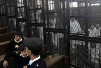  10 معتقلين يواجهون السجن 90 عاماً بهزلية 