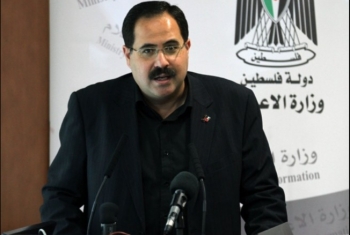  الاحتلال يمنع وزيرًا فلسطينيًا من دخول غزة