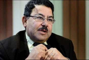  سيف عبد الفتاح: طحن المصريين سياسة السيسي الأبدية