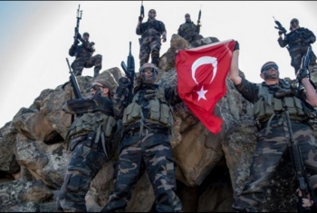  الجيش التركي يقصف عشرات الأهداف لتنظيم 