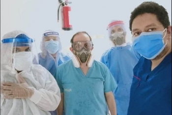  فريق طبي بمستشفى الأحرار يجري عملية ربط للمريء لمريض سرطان مصاب بكورونا