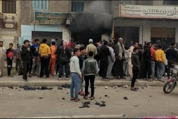  اشتعال النيران بمحل مراتب بالمجاورة 14 بمدينة العاشر من رمضان