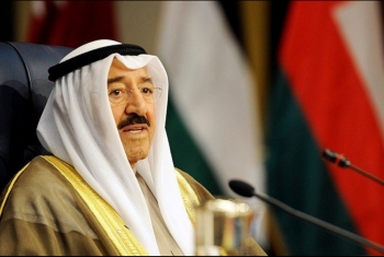  أمير الكويت يهاجم الربيع العربي: أطاح بأمن واستقرار أشقاء لنا