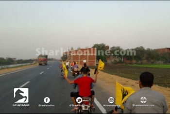  مسيرة دراجات بخارية بالزقازيق ترفع شارات رابعة العدوية